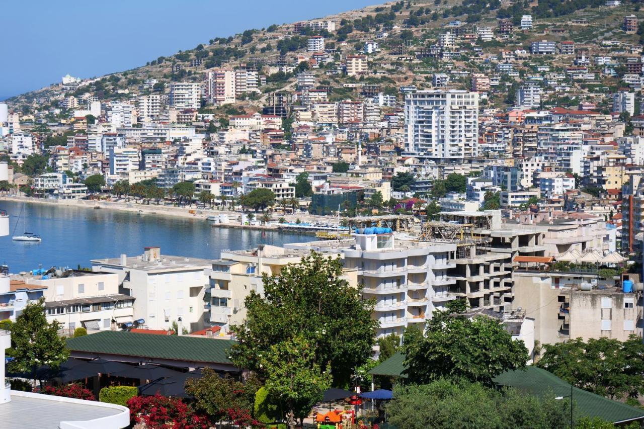 Prive City Hotel Sarande Bagian luar foto