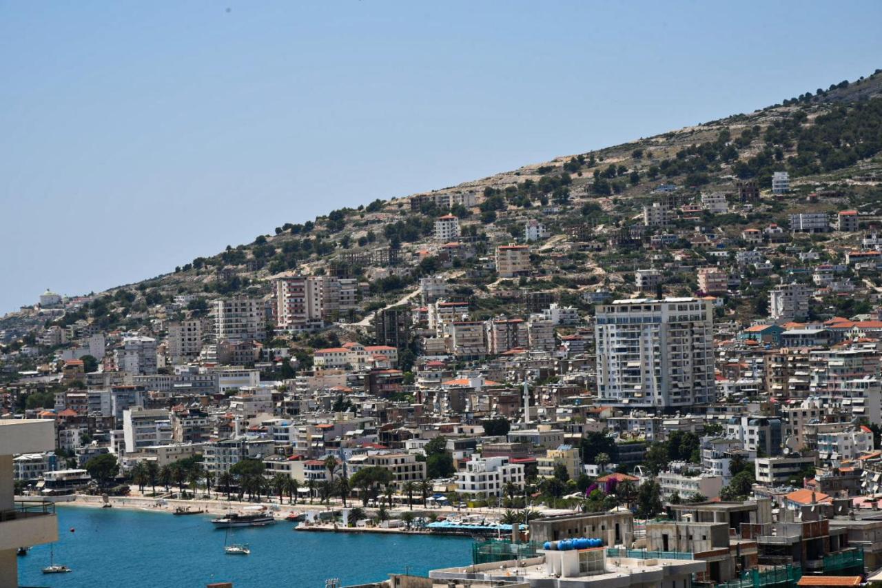 Prive City Hotel Sarande Bagian luar foto