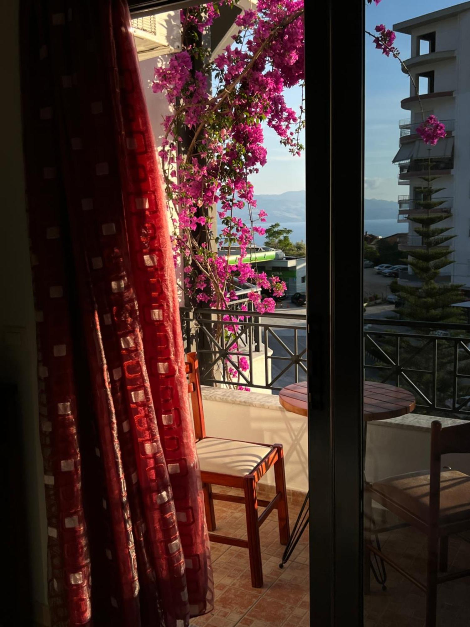 Prive City Hotel Sarande Bagian luar foto